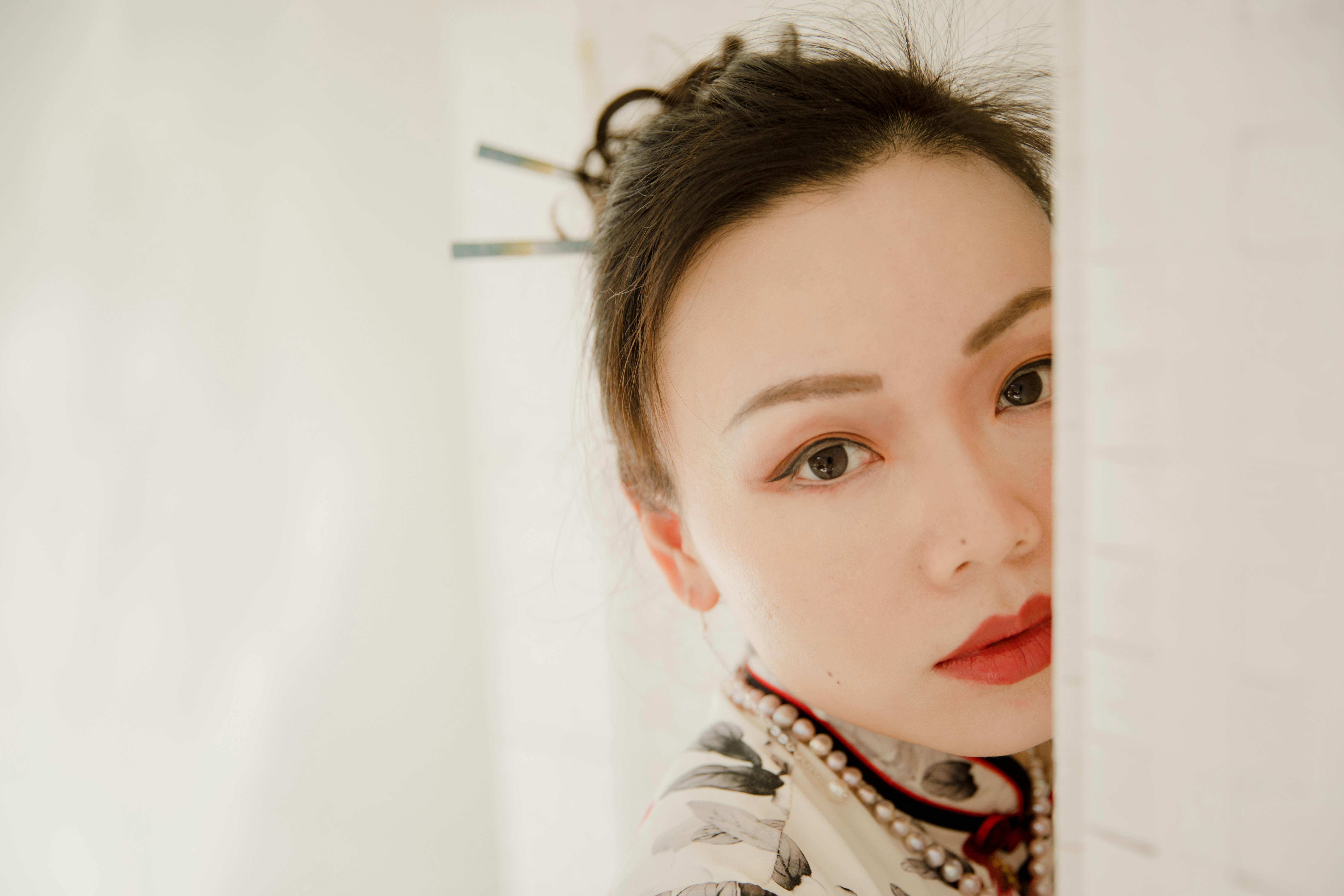 說好的甜蜜戀愛，咋比單身還孤單？聊聊 “假性親密關系”