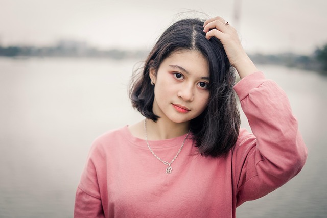 和女生微信聊天總冷場(chǎng)？情感咨詢(xún)-案例解析：90% 男生踩過(guò)的「開(kāi)場(chǎng)白雷區(qū)」及破解方案