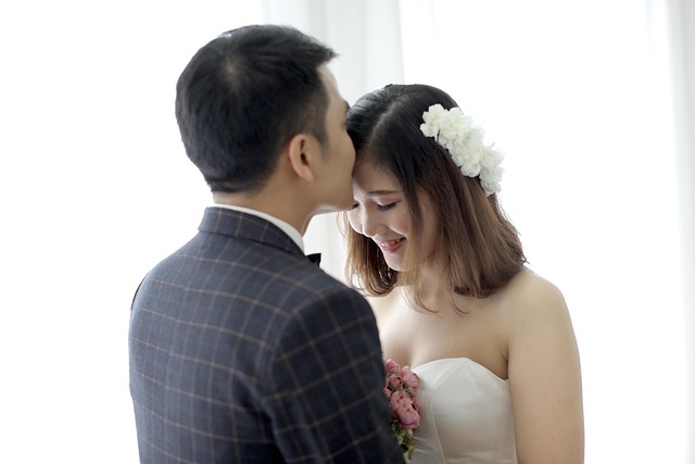 情感問題熱議｜追女生要不要「表白」？心理咨詢師：90% 的人都用錯了時機
