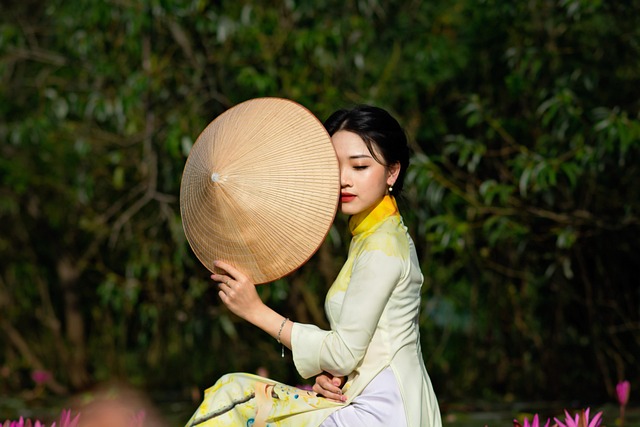 搭訕聊天,情感咨詢,戀愛脫單,婚姻問題,戀愛中總被說作其實是情緒饑渴癥