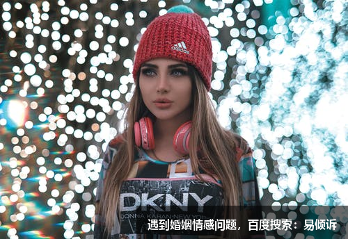 重慶一女租客退租后留半人高垃圾,現(xiàn)場畫面慘不忍睹...