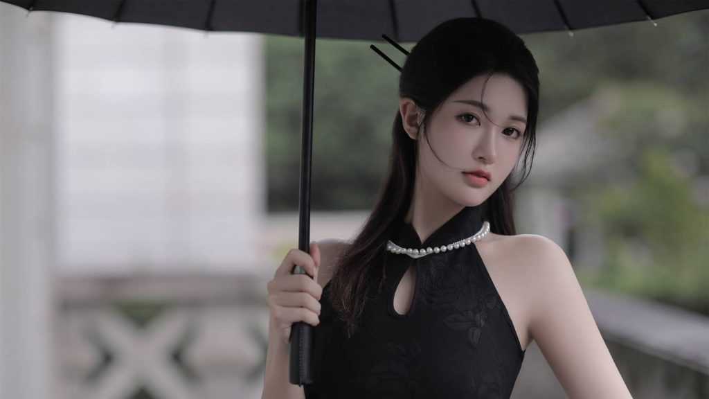 母親經(jīng)常在我面前說 “如果不是為了你，我早不跟你爸過了”