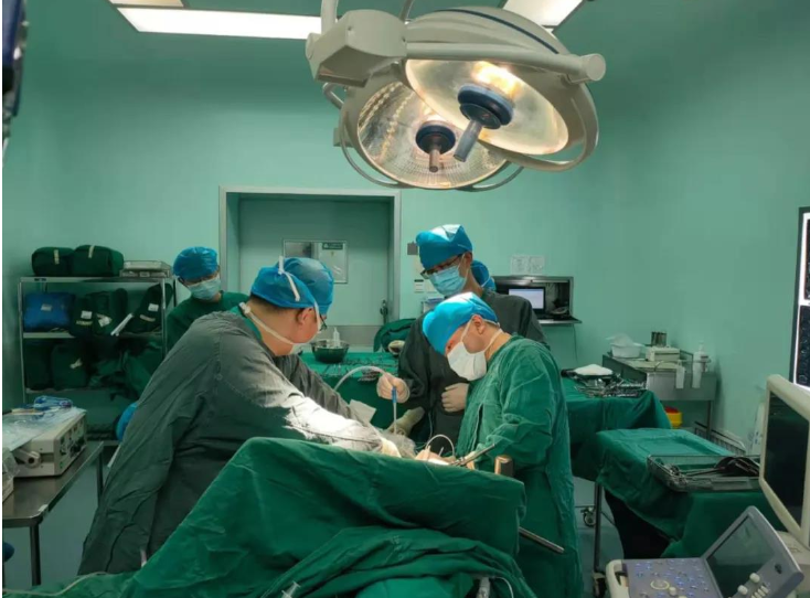 19歲女生抽脂后第3天死亡：別被身材焦慮禁錮了自己！